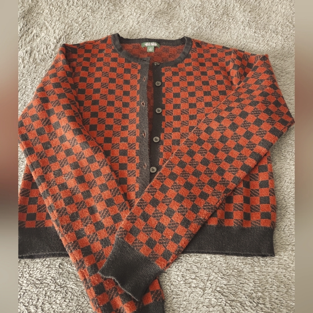 Cool checkered cardigan